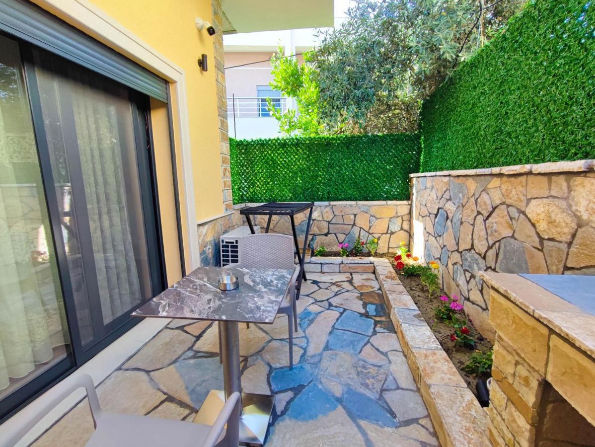 Arial Trinity Suites Vlore Exterior photo