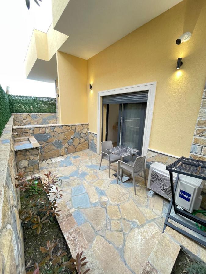 Arial Trinity Suites Vlore Exterior photo
