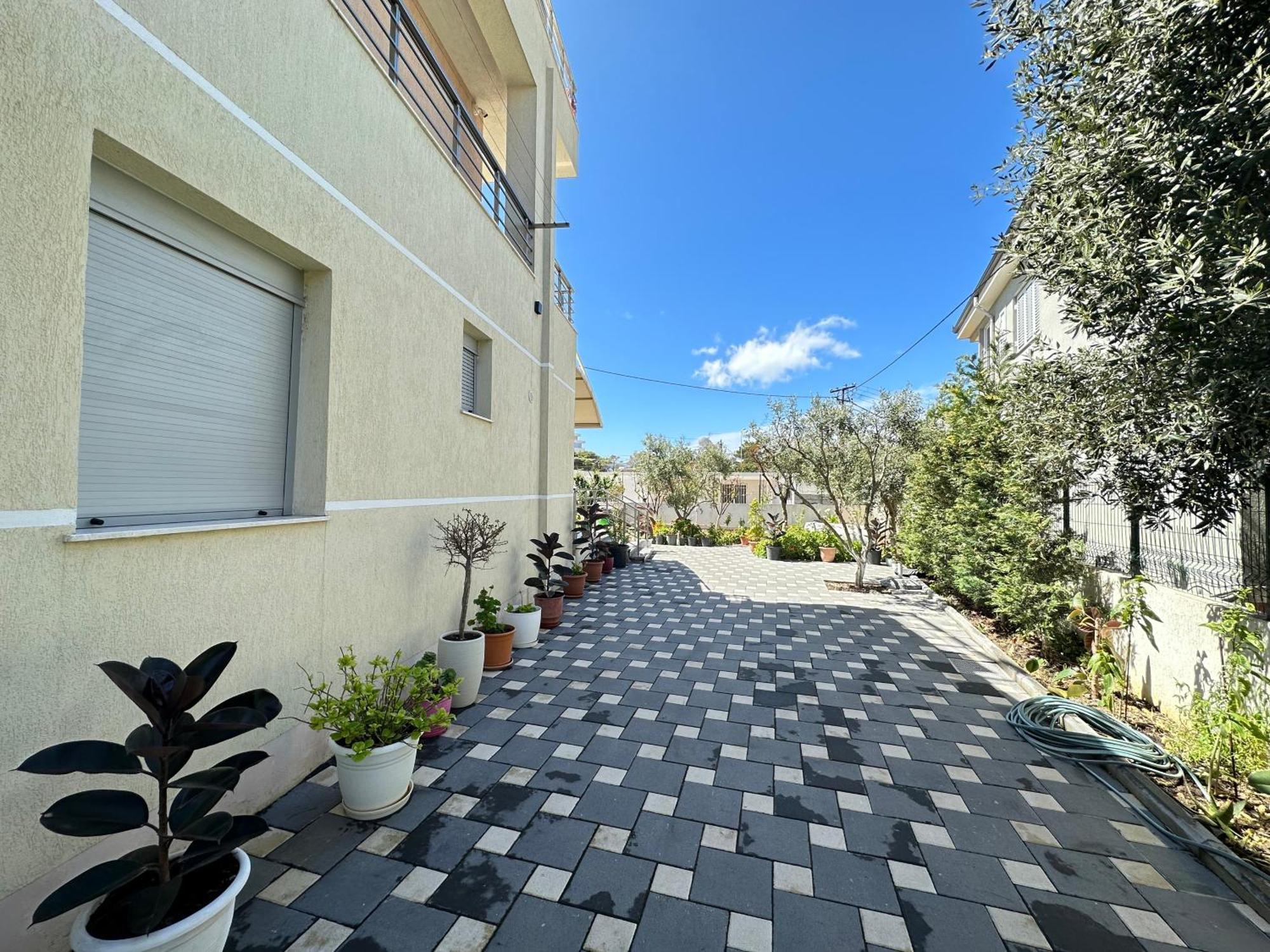 Arial Trinity Suites Vlore Exterior photo